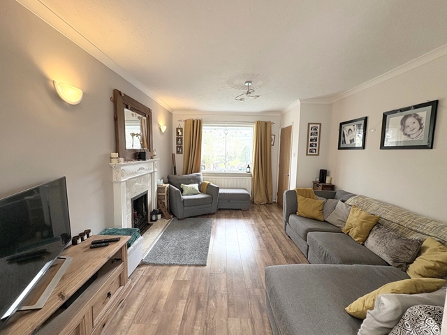 Additional Property Image 4 bedroom Detached for sale in Honiton 5