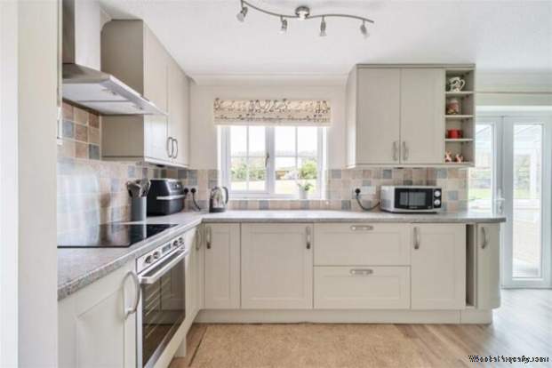 Additional Property Image 4 bedroom Detached for sale in Awliscombe 2