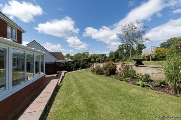 Additional Property Image 4 bedroom Detached for sale in Awliscombe 14