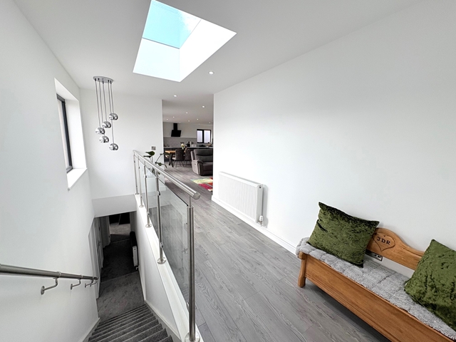 Additional Property Image 5 bedroom Detached for sale in Honiton 6