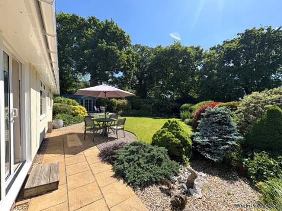 Additional Property Image 3 bedroom Detached Bungalow for sale in Rawridge 2