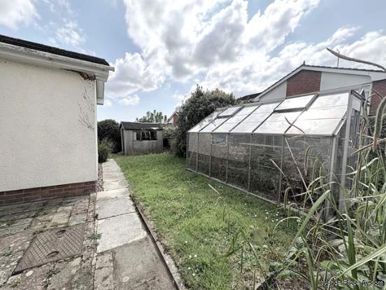 Additional Property Image 2 bedroom Detached Bungalow for sale in Ottery St Mary 10