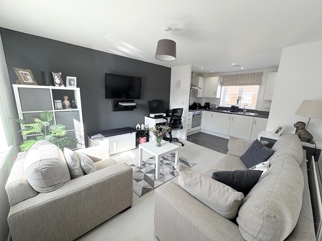 Additional Property Image 1 bedroom Apartment for sale in Cranbrook 2