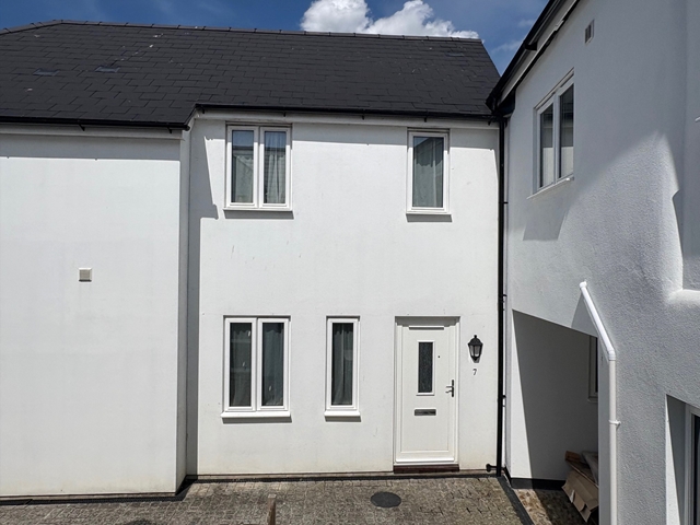 1 bedroom Terraced for sale in Honiton