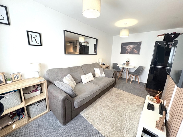 Additional Property Image 1 bedroom Terraced for sale in Honiton 4
