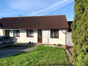 2 bedroom Terraced Bungalow for sale in Honiton
