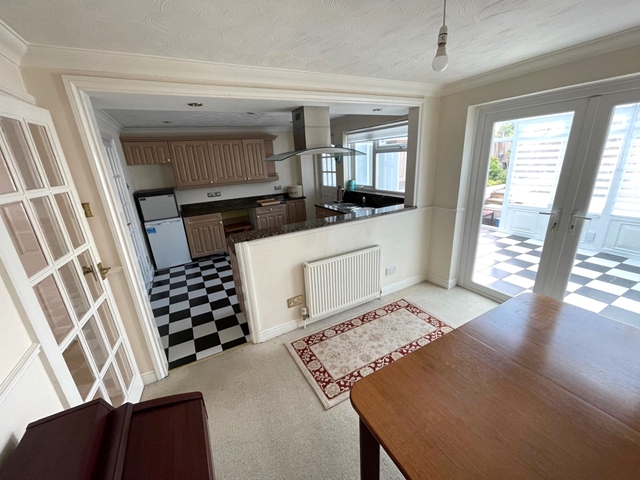 Additional Property Image 3 bedroom Terraced for sale in Dawlish 3