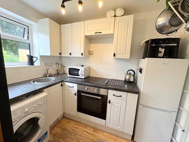Additional Property Image 2 bedroom Terraced for sale in Alfington 2
