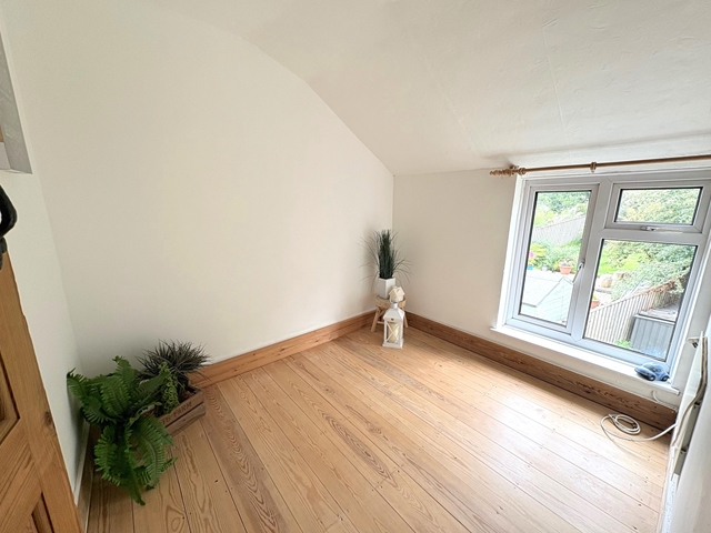 Additional Property Image 2 bedroom Terraced for sale in Alfington 6