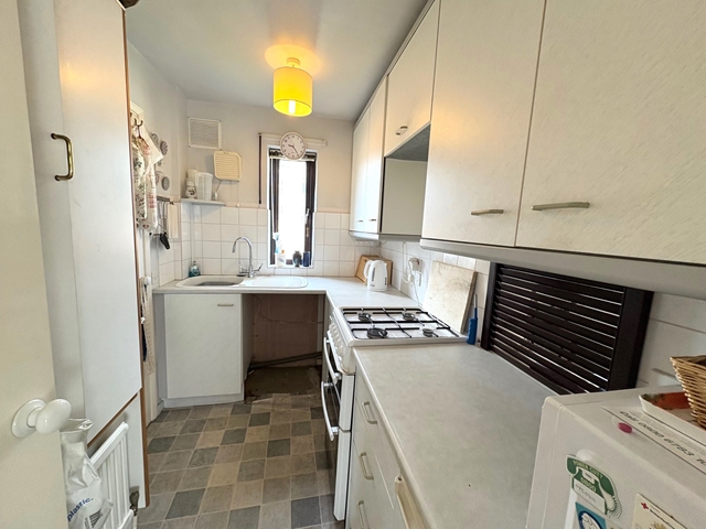 Additional Property Image 2 bedroom Semi Detached for sale in Honiton 5