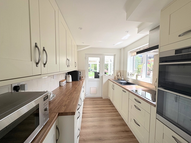 Additional Property Image 3 bedroom Semi Detached for sale in Honiton 2