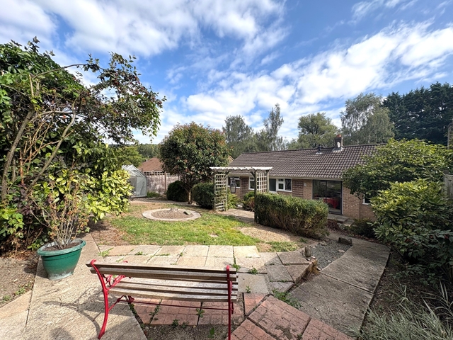 Additional Property Image 3 bedroom Detached Bungalow for sale in Honiton 2