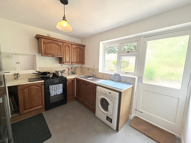 Additional Property Image 3 bedroom Detached Bungalow for sale in Honiton 3