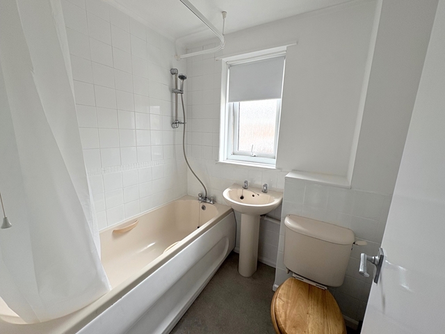 Additional Property Image 3 bedroom Terraced for sale in Honiton 9