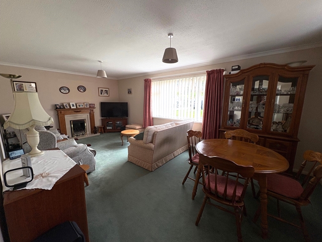 Additional Property Image 3 bedroom Detached Bungalow for sale in Honiton 4