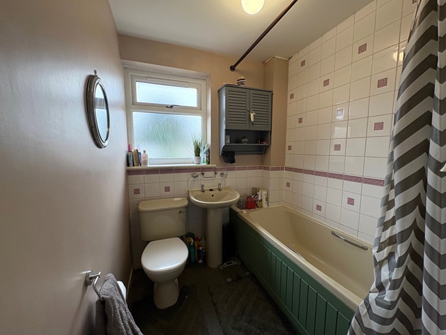 Additional Property Image 3 bedroom Terraced for sale in Honiton 10