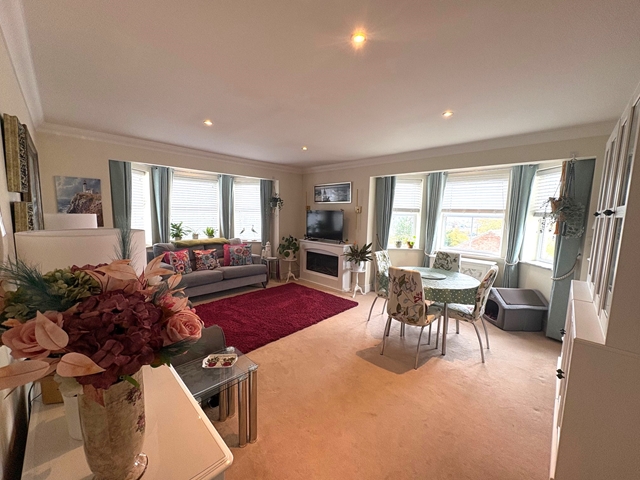 Additional Property Image 3 bedroom Apartment for sale in Seaton 4
