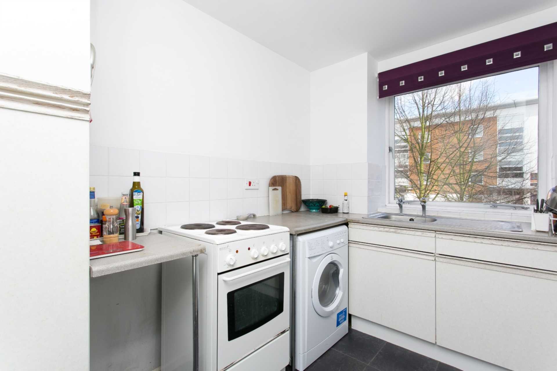 Additional Property Image 2 bedroom Apartment for sale in London 4