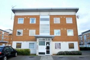 2 bedroom Apartment for sale in London