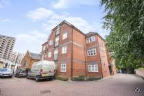 1 bedroom Flat for sale in London