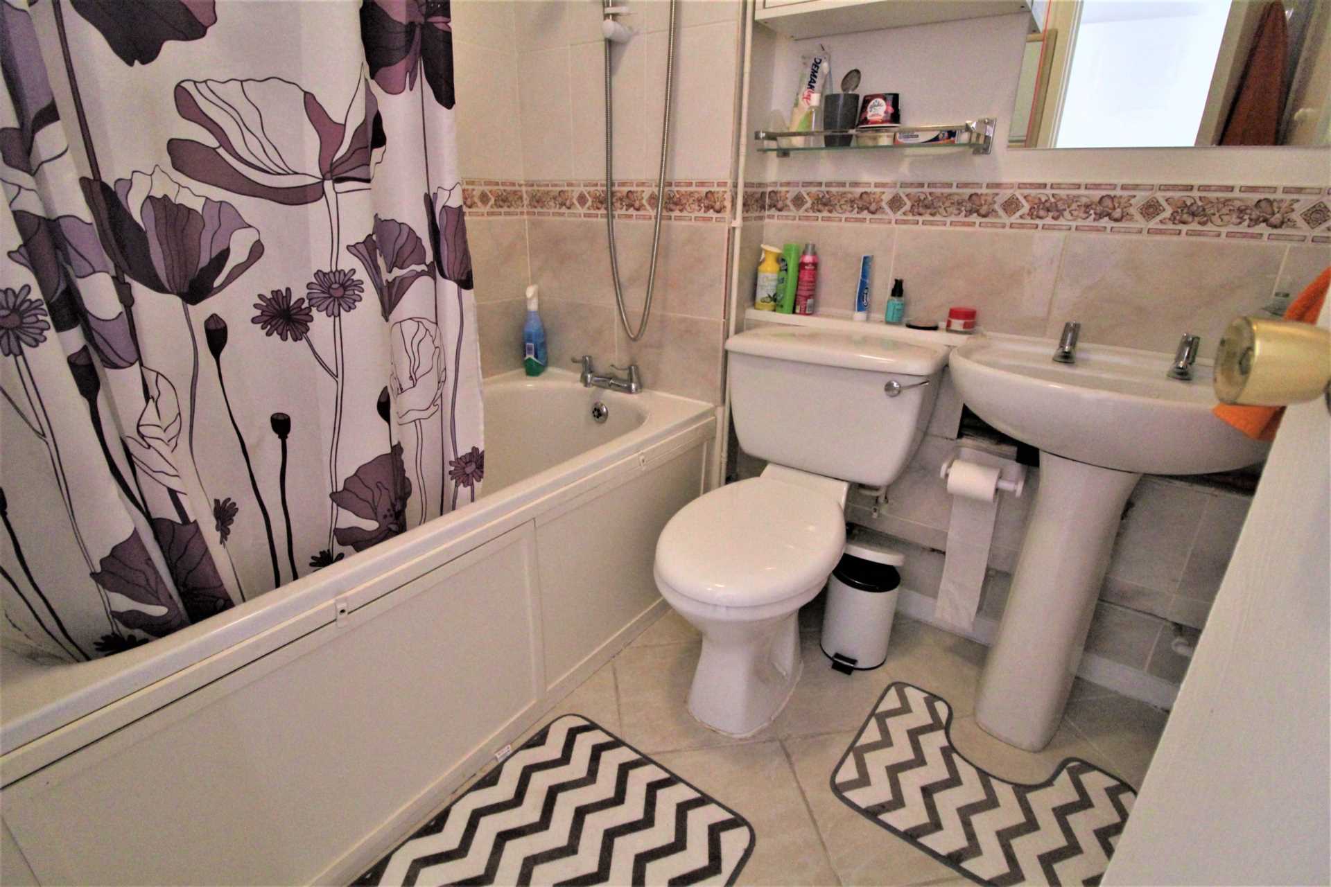 Additional Property Image 0 bedroom Studio to rent in London 4