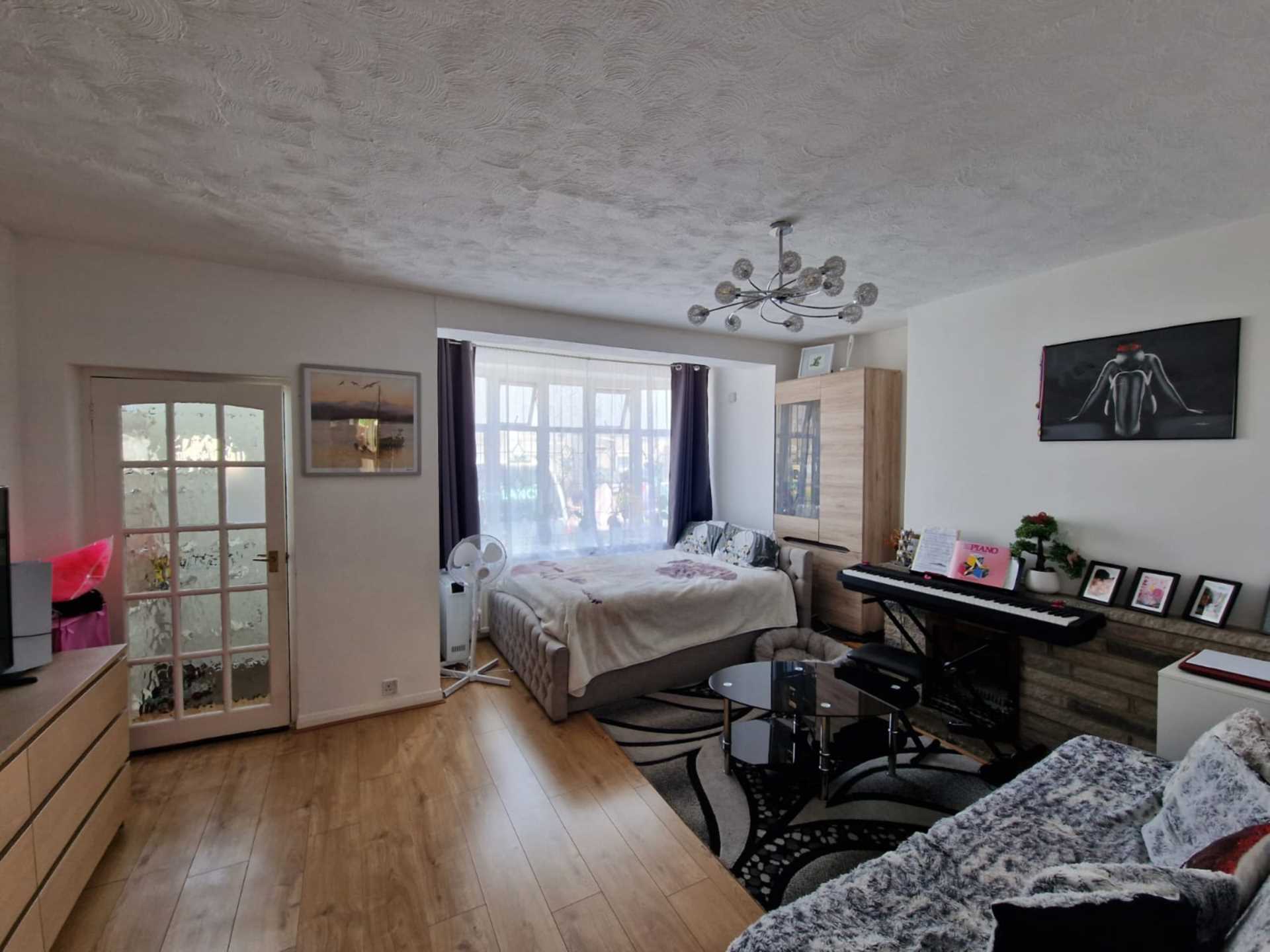 Additional Property Image 2 bedroom House to rent in Dagenham 2