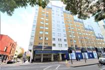 1 bedroom Flat for sale in London