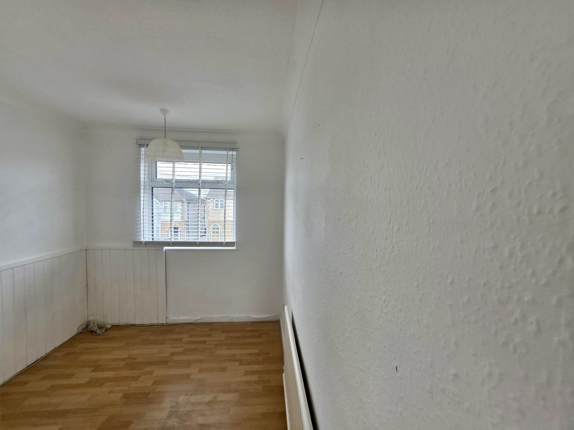 Additional Property Image 3 bedroom Semi Detached to rent in Romford 8