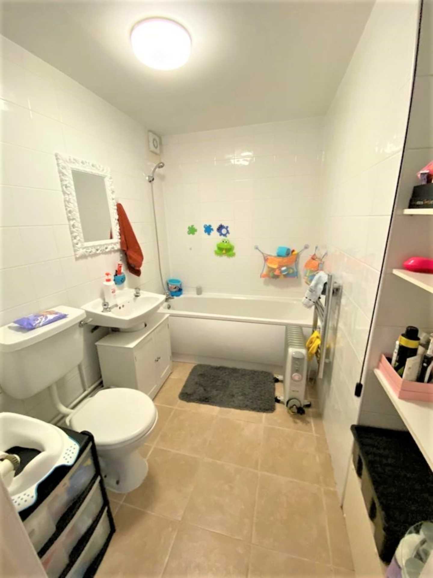Additional Property Image 2 bedroom Apartment to rent in London 7