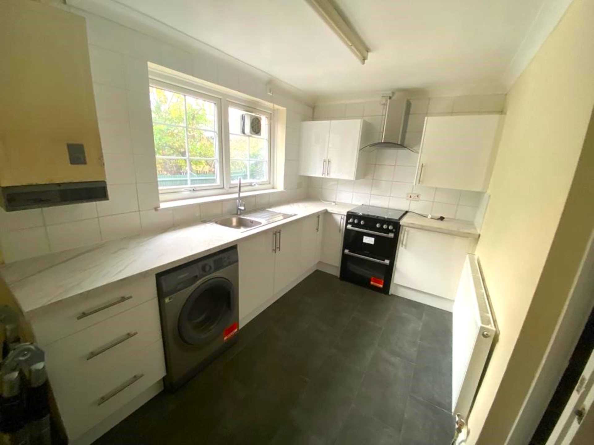 Additional Property Image 4 bedroom Semi Detached to rent in London 3