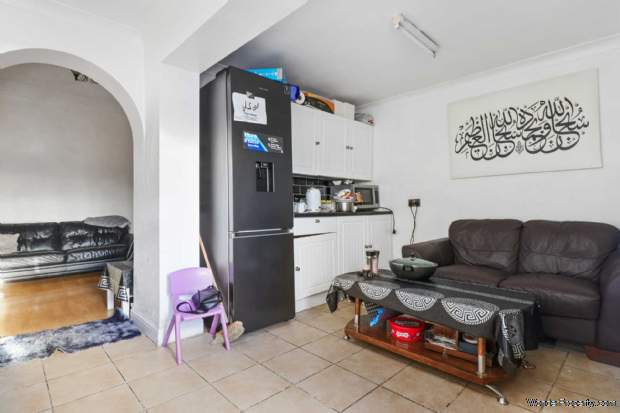 Additional Property Image 3 bedroom Terraced for sale in London 6