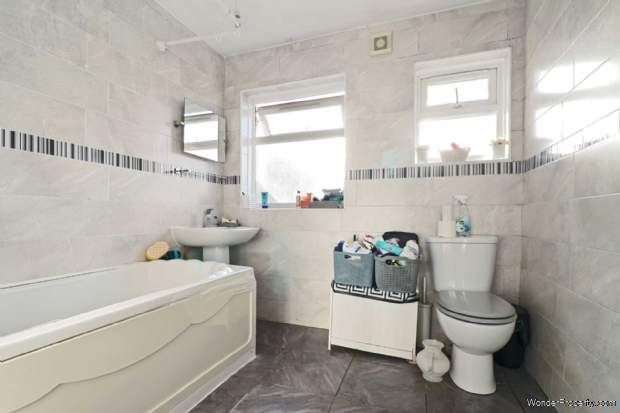 Additional Property Image 3 bedroom Terraced for sale in London 13