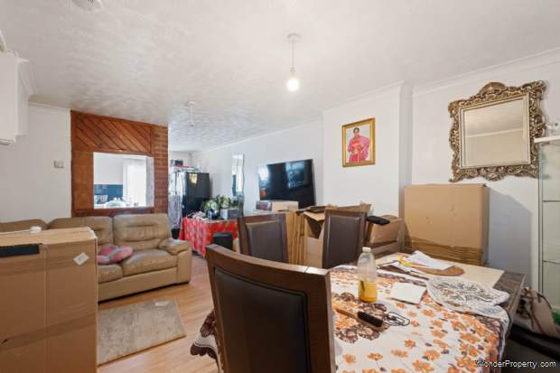 Additional Property Image 2 bedroom Terraced for sale in London 3