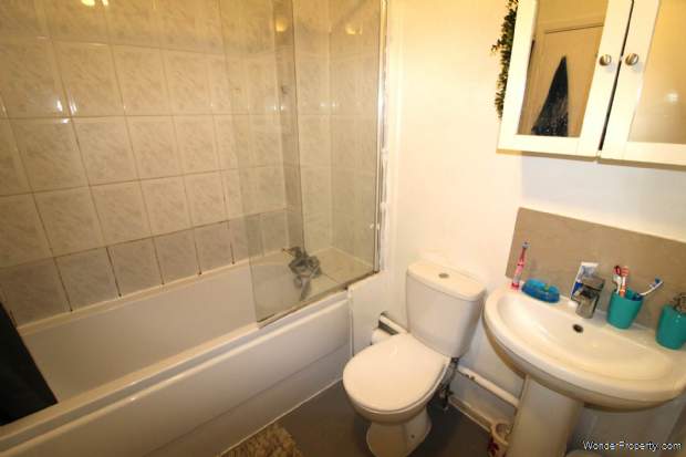 Additional Property Image 2 bedroom Terraced for sale in London 8