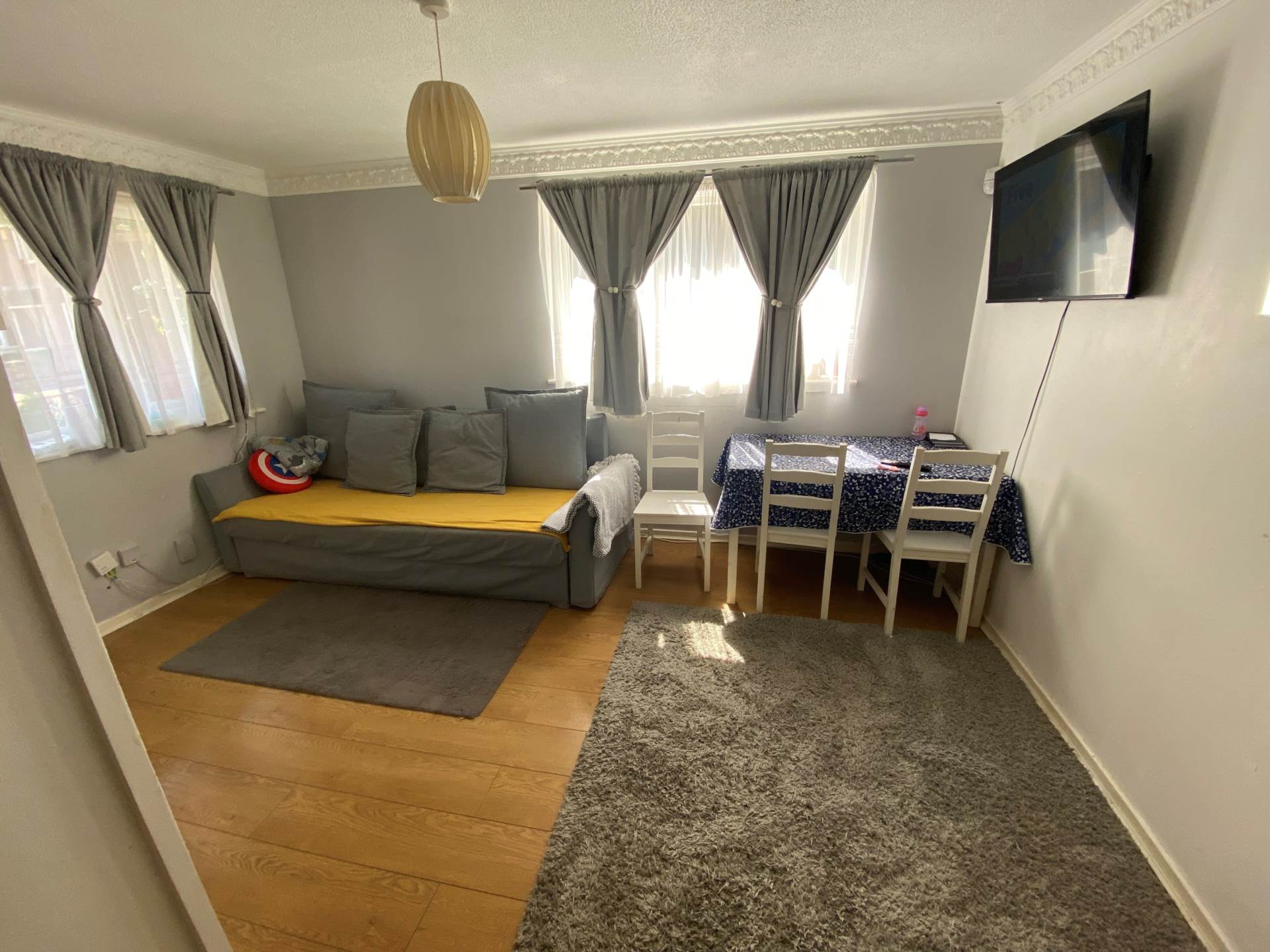 Additional Property Image 1 bedroom End of Terrace to rent in London 2