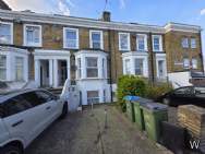 1 bedroom Flat to rent in London