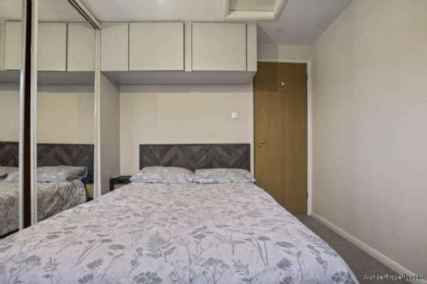 Additional Property Image 1 bedroom Detached for sale in London 6