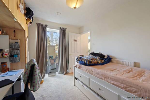 Additional Property Image 4 bedroom Detached for sale in London 13
