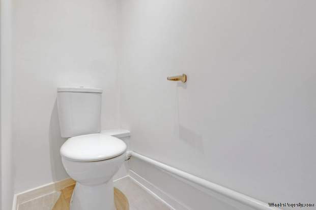 Additional Property Image 2 bedroom Terraced for sale in Beckton 12