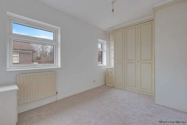 Additional Property Image 2 bedroom Terraced for sale in Beckton 13
