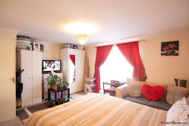 Additional Property Image 3 bedroom End of Terrace for sale in London 6