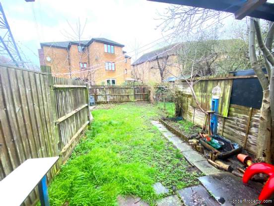 Additional Property Image 2 bedroom Terraced for sale in London 8
