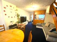 2 bedroom Terraced for sale in London
