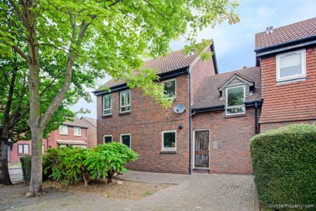 1 bedroom Studio for sale in London