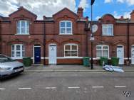 3 bedroom Terraced to rent in London