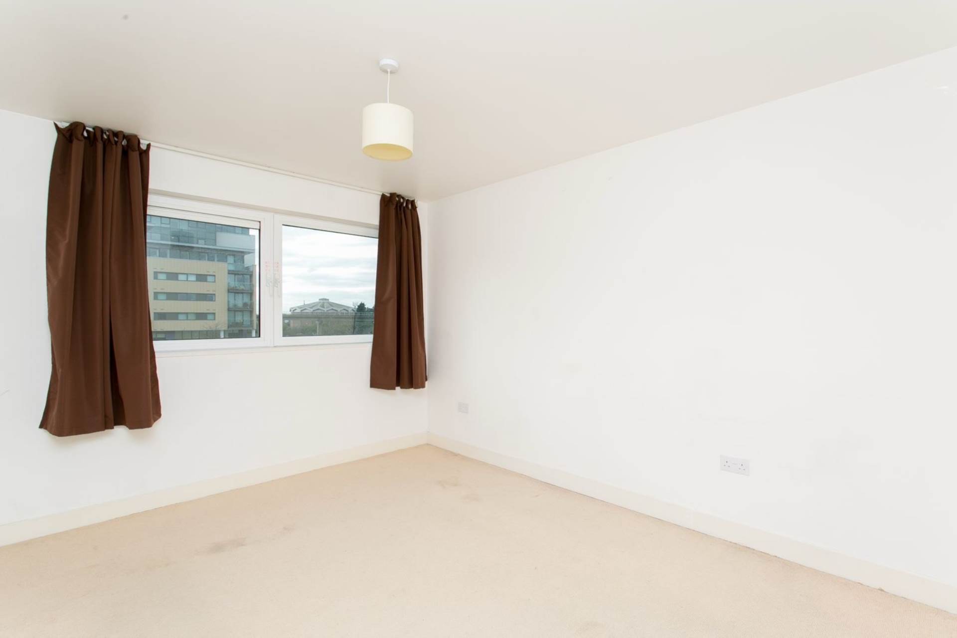Additional Property Image 2 bedroom Apartment for sale in London 5