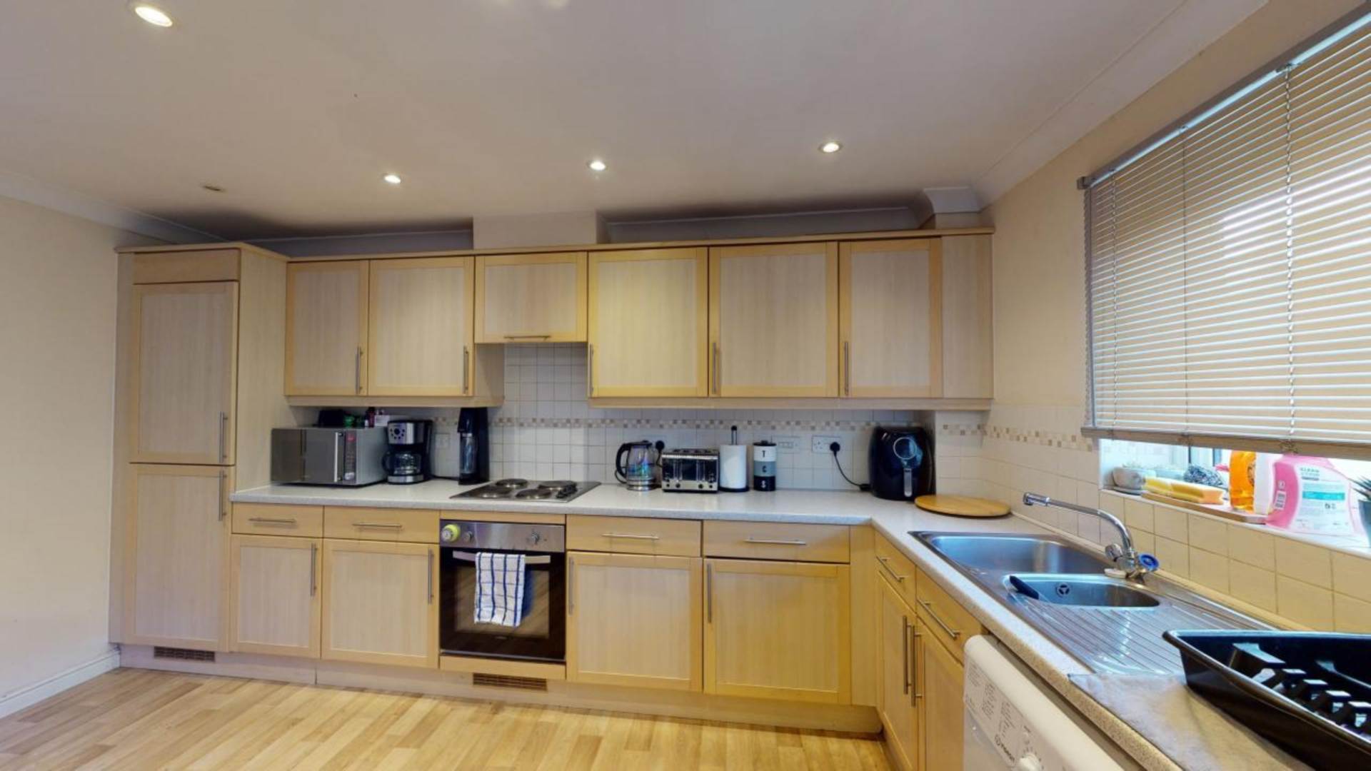 Additional Property Image 2 bedroom Apartment for sale in Purfleet On Thames 2