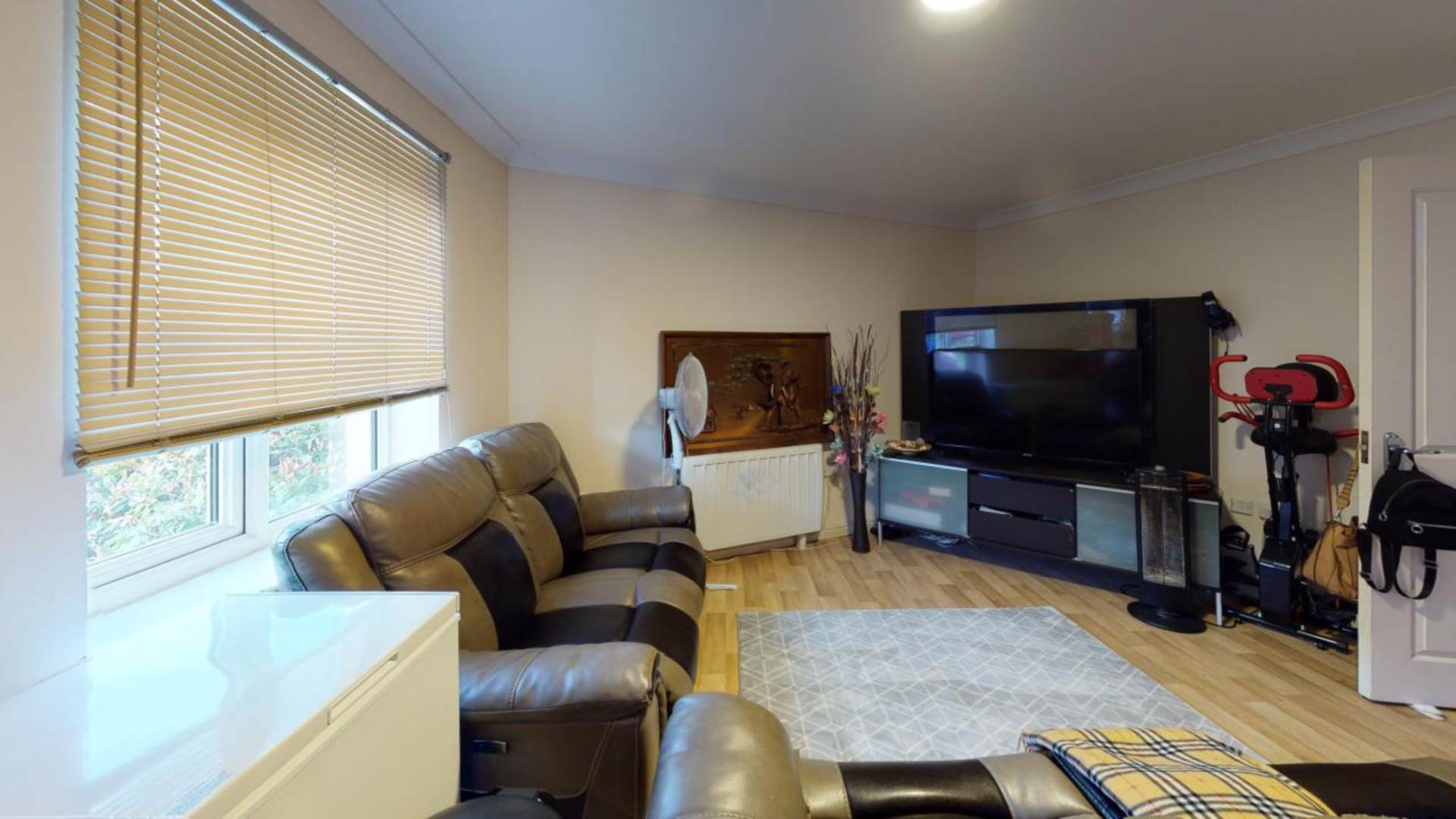 Additional Property Image 2 bedroom Apartment for sale in Purfleet On Thames 5