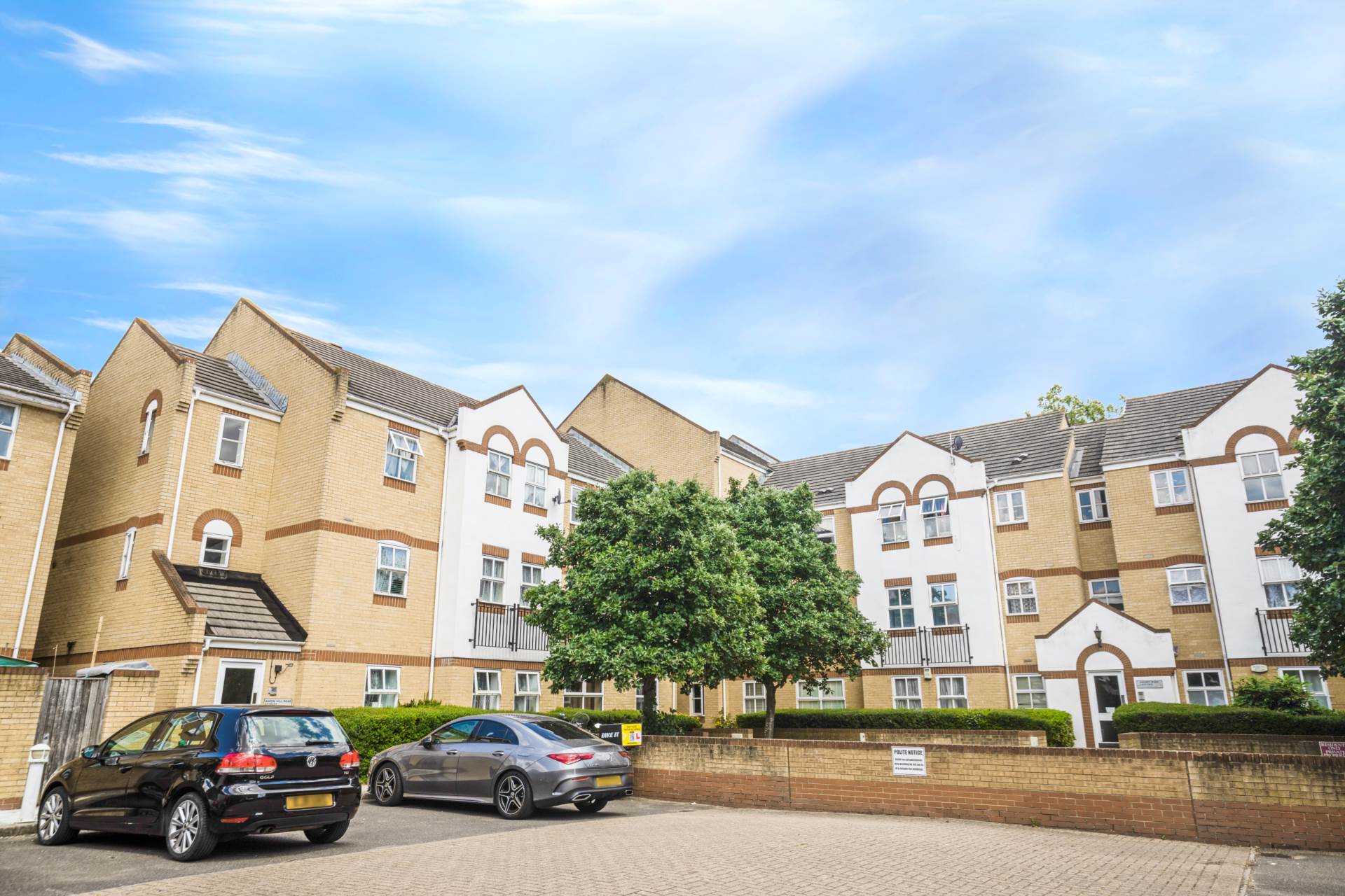 Additional Property Image 2 bedroom Apartment for sale in London 15