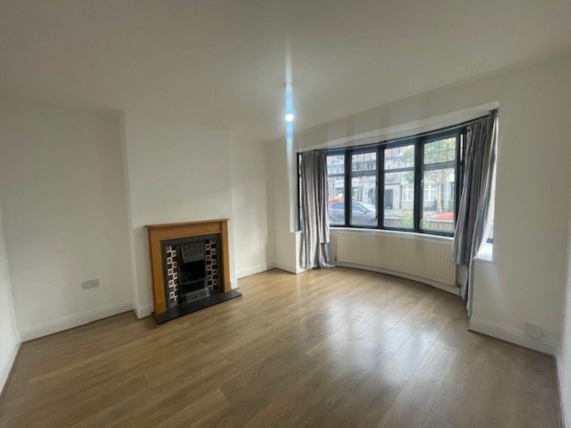 Additional Property Image 4 bedroom Semi Detached to rent in Ilford 3